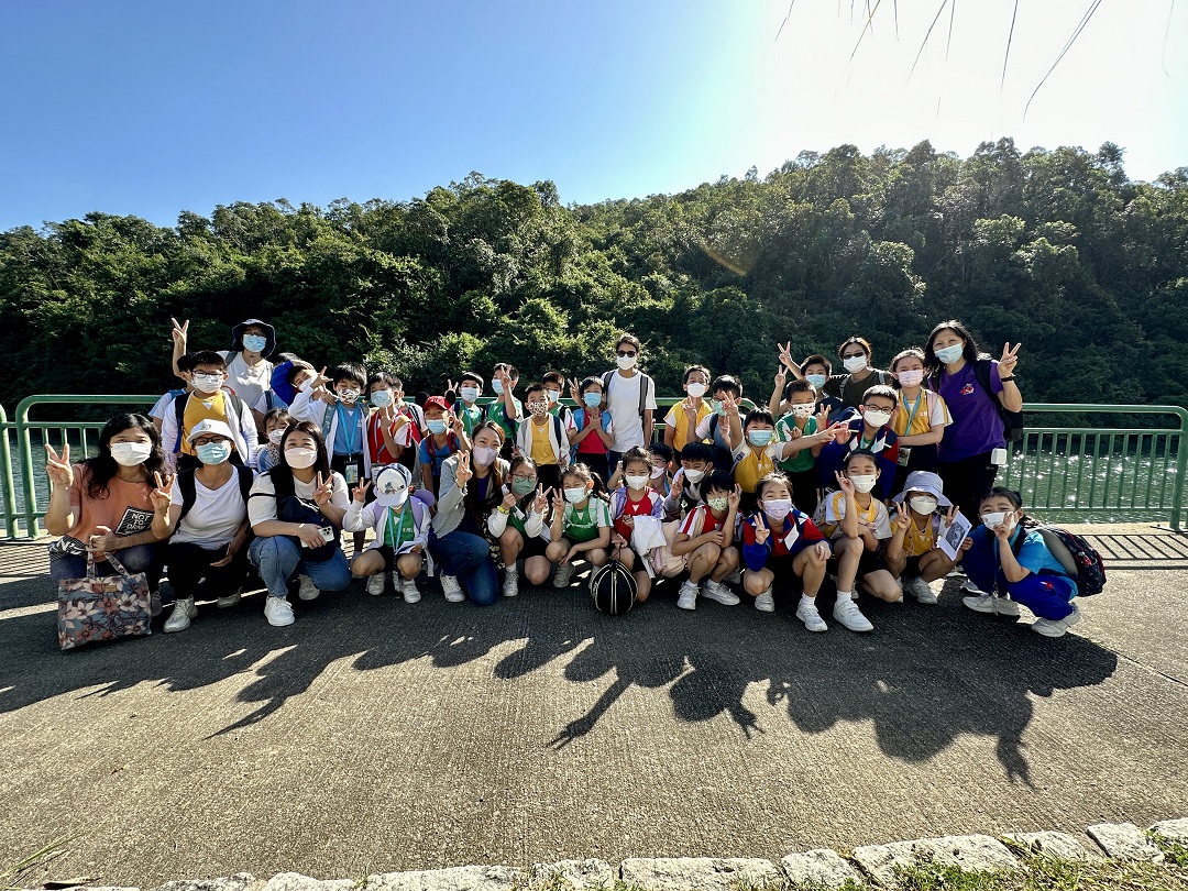 學校旅行日(低年級)